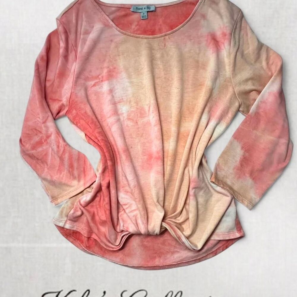 Y2K Summer Style Floral & Ivy pink Tie Dye Top with Twist Bottom - Picture 3 of 7
